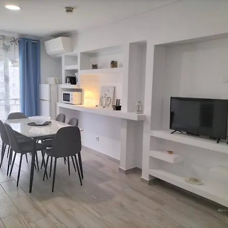 Rocha & Mar Apartment